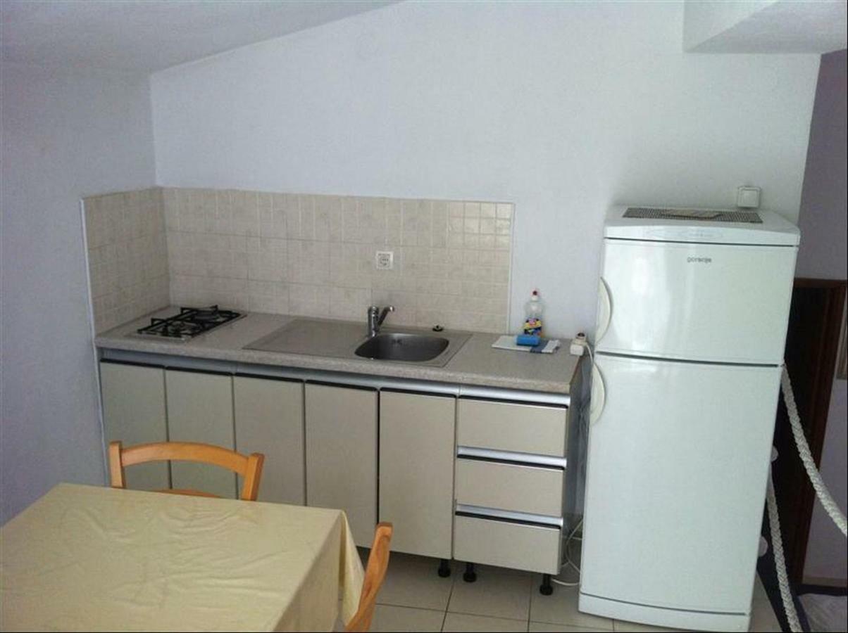 Tutini Dvori Apartamento Primošten Exterior foto